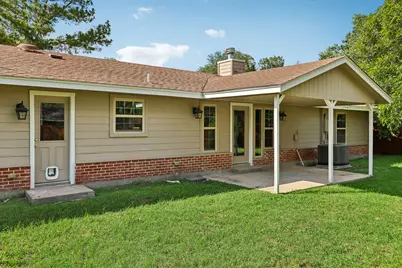 810 Vogel Drive, Lockhart, TX 78644 - Photo 32