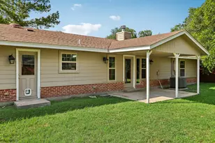 810 Vogel Dr, Lockhart, TX 78644 - Photo 32
