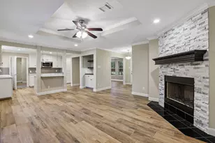 810 Vogel Dr, Lockhart, TX 78644 - Photo 10