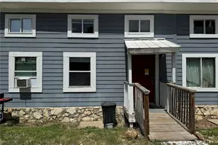 1108 W McCarty Ln, San Marcos, TX 78666 - Photo 2