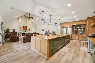 156 Three Creeks Dr, Bertram, TX 78605 - Photo 4