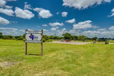 981 Goldenrod Street, Kyle, TX 78640 - Photo 34