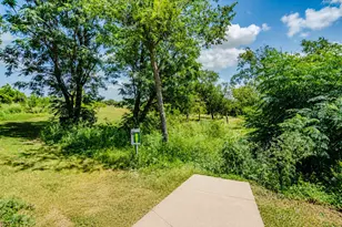 981 Goldenrod St, Kyle, TX 78640 - Photo 32
