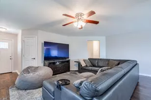 981 Goldenrod St, Kyle, TX 78640 - Photo 8