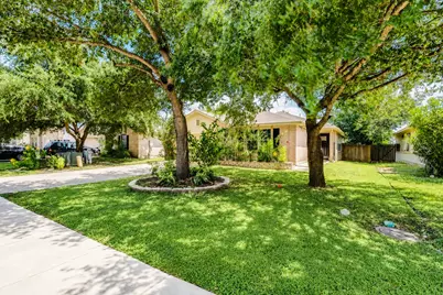 981 Goldenrod Street, Kyle, TX 78640 - Photo 4