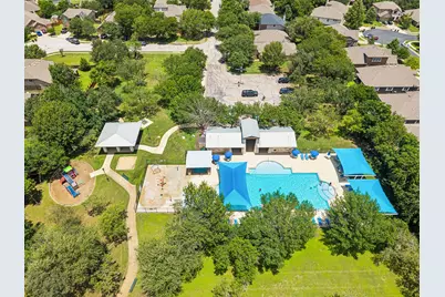 194 Sugar Creek, Buda, TX 78610 - Photo 30