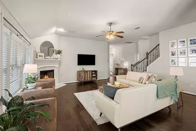 194 Sugar Creek, Buda, TX 78610 - Photo 4