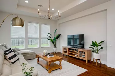 7107 Calpe Drive, Austin, TX 78739 - Photo 4