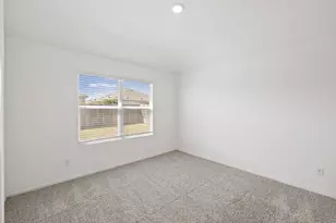 110 Madrid, Kyle, TX 78640 - Photo 14