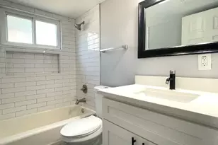 2504 Manor Cir, Austin, TX 78723 - Photo 12