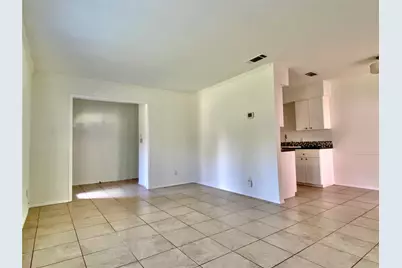 2528 Berkett Drive, Austin, TX 78745 - Photo 12