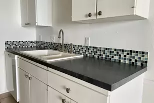 2528 Berkett Dr, Austin, TX 78745 - Photo 4