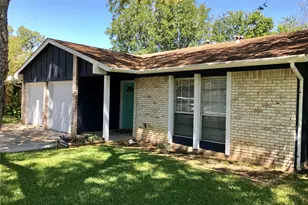 2528 Berkett Dr, Austin, TX 78745 - Photo 2