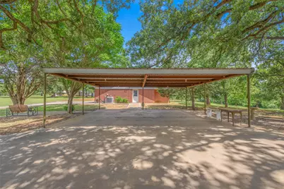 1110 County Road 439, Dime Box, TX 77853 - Photo 36