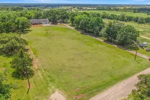 1110 Co Rd 439, Dime Box, TX 77853 - Photo 2