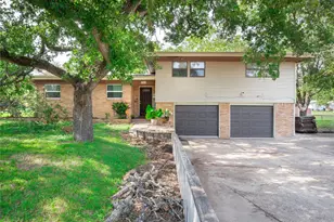 1806 Murray Ave, Rockdale, TX 76567 - Photo 2