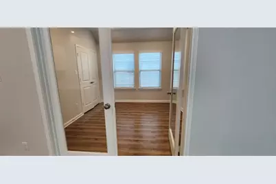 652 Los Olives Lane, Liberty Hill, TX 78641 - Photo 10