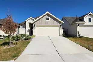 652 Los Olives Ln, Liberty Hill, TX 78641 - Photo 1