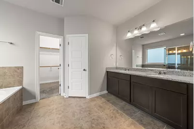 1000 Farm Creek Cove, Hutto, TX 78634 - Photo 12