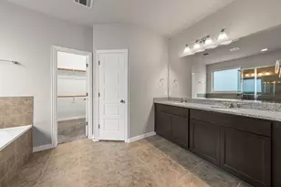 1000 Farm Creek Cove, Hutto, TX 78634 - Photo 12