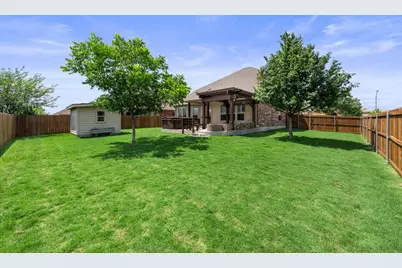 1000 Farm Creek Cove, Hutto, TX 78634 - Photo 40