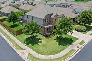 1000 Farm Creek Cove, Hutto, TX 78634 - Photo 4