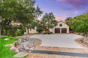 3004 Travis Lakeside Dr, Spicewood, TX 78669 - Photo 2