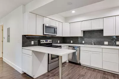 935 La Posada Drive #156, Austin, TX 78752 - Photo 2