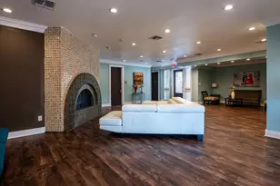 935 La Posada Dr, Austin, TX 78752 - Photo 30