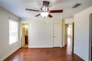122 Quail Hollow Dr, Hutto, TX 78634 - Photo 16
