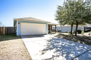 122 Quail Hollow Dr, Hutto, TX 78634 - Photo 2