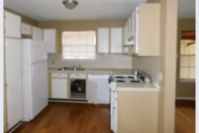 8705 Piney Point Drive #B, Austin, TX 78729 - Photo 4