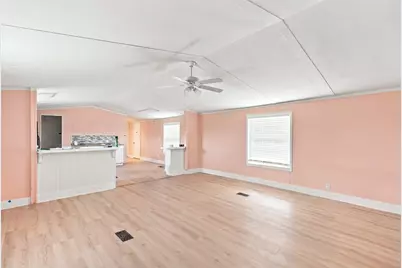 119 Reines Cove, Del Valle, TX 78617 - Photo 6