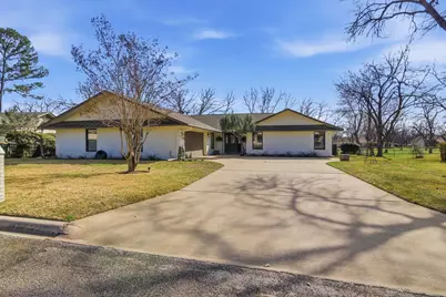 417 Olympia Fields, Meadowlakes, TX 78654 - Photo 1