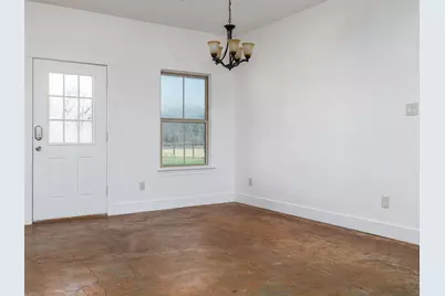 2610 Fm 3061, Thorndale, TX 76577 - Photo 10