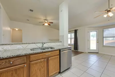 6007 Lone Star Court, Hutto, TX 78634 - Photo 12