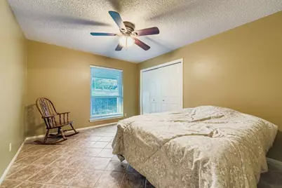 9201 Heatherwood Drive, Austin, TX 78748 - Photo 20