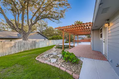 9201 Heatherwood Drive, Austin, TX 78748 - Photo 26