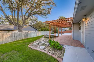 9201 Heatherwood Dr, Austin, TX 78748 - Photo 26