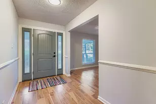 9201 Heatherwood Dr, Austin, TX 78748 - Photo 6