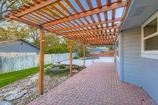 9201 Heatherwood Dr, Austin, TX 78748 - Photo 24