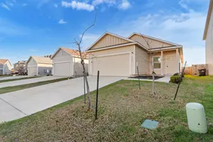 417 Soapstone Pass, San Marcos, TX 78656 - Photo 2