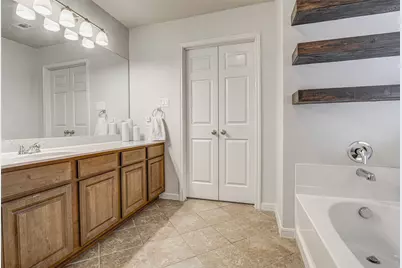 10614 Black Wolf Bay, San Antonio, TX 78245 - Photo 26