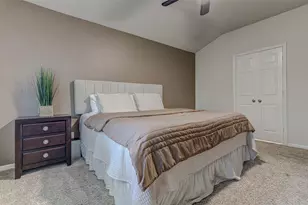 10614 Black Wolf Bay, San Antonio, TX 78245 - Photo 22