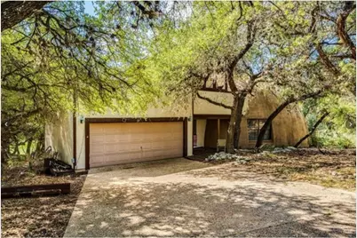 18501 N Venture Drive, Point Venture, TX 78645 - Photo 1