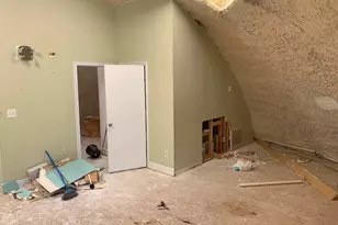 18501 N Venture Dr, Point Venture, TX 78645 - Photo 10
