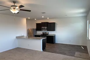 3955 Trail de Paris, New Braunfels, TX 78132 - Photo 6