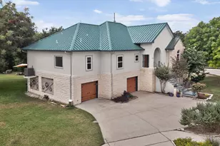 609 S Lake Creek Dr, Round Rock, TX 78681 - Photo 4