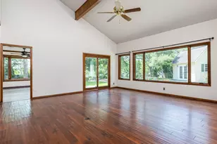 9900 Winding Oak Cir, Austin, TX 78750 - Photo 6