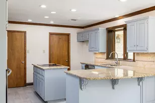 9900 Winding Oak Cir, Austin, TX 78750 - Photo 8